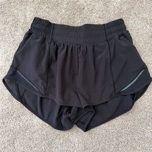 Lululemon Hottie Hot shorts